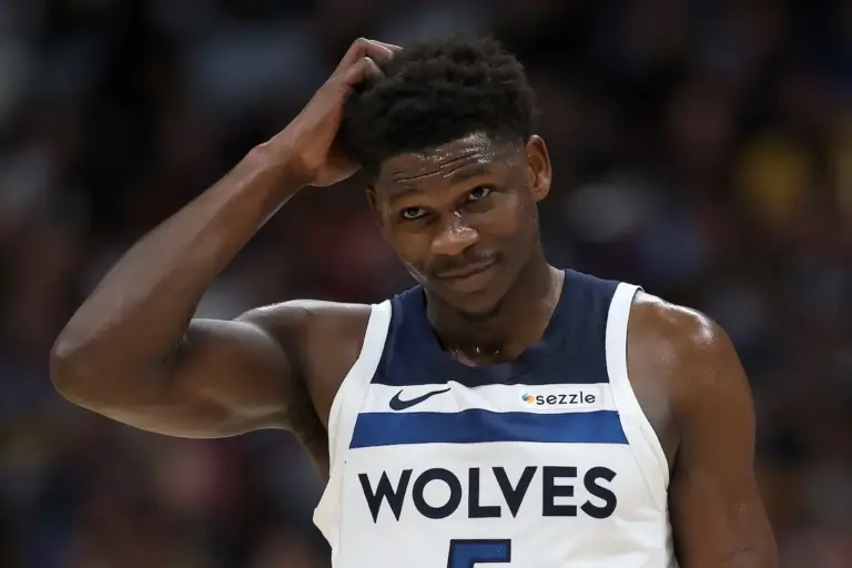 Dirk Nowitzki Sounds Off on Anthony Edwards’ Viral Fourth-Quarter Decision